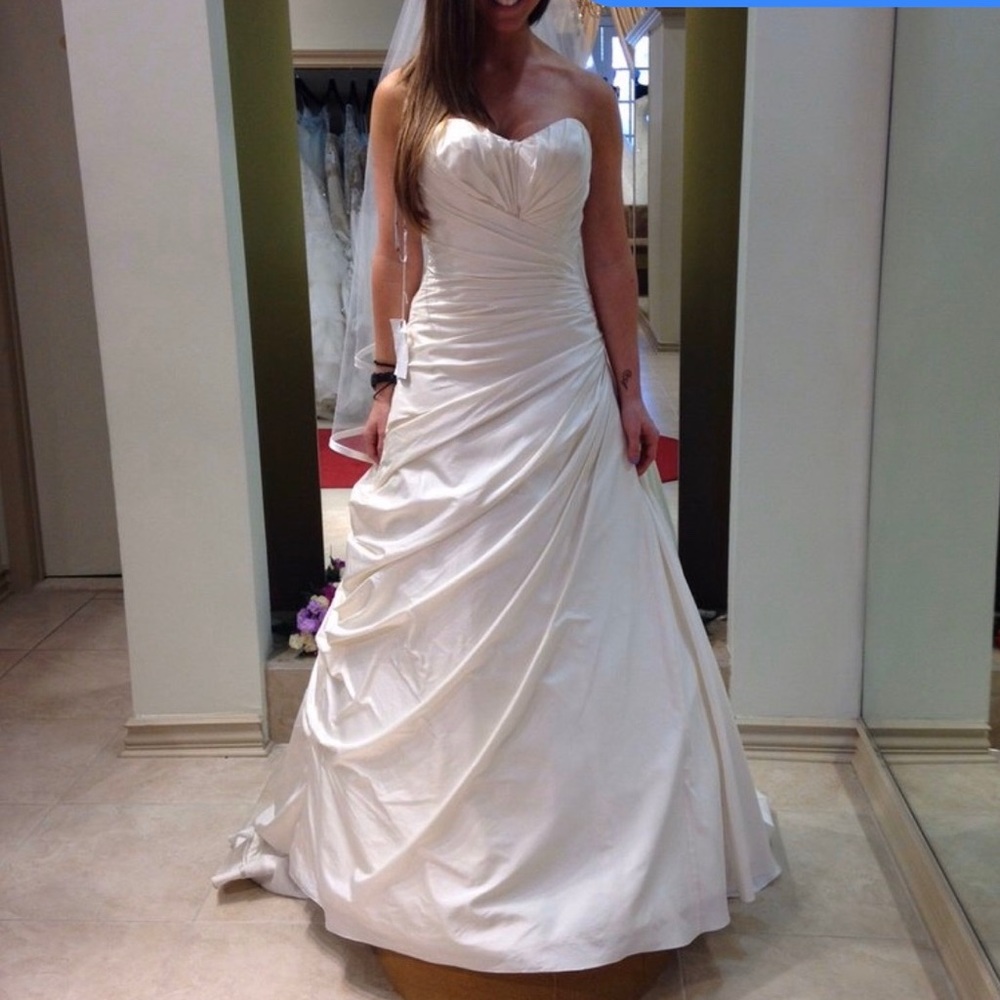 Wedding dress NWT